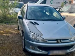 Grau Gebraucht 2008 Peugeot 206 Kleinwagen | 950 € (Guter Preis)