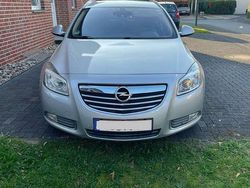 Grau Gebraucht 2011 Opel Insignia Innovation Kombi | 5.200 € (Fairer Preis)