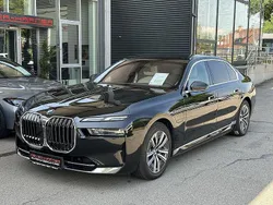 Schwarz Gebraucht 2023 BMW 750 Limousine | 89.990 €