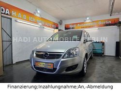 Beige Gebraucht 2011 Opel Zafira Innovation Van / Kleinbus | 9.999 € (Teuer)