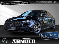 Kosmosschwarz Gebraucht 2024 Mercedes A200 AMG Limousine | 35.880 € (Teuer)