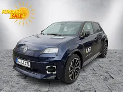 Blau Gebraucht 2024 Renault R5 Iconic Kleinwagen | 33.980 € (Fairer Preis)