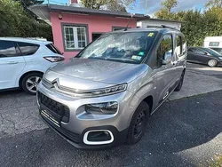 Grau Gebraucht 2019 Citroën Berlingo Feel Van / Kleinbus | 10.990 € (Fairer Preis)
