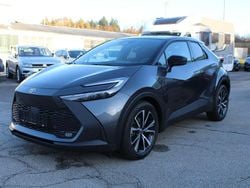 Grau (marlingrau) schwarz (stoff) Gebraucht 2024 Toyota C-HR Team SUV | 29.990 € (Guter Preis)