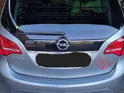 Grau Gebraucht 2013 Opel Meriva Van / Kleinbus | 7.700 € (Fairer Preis)