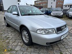 Silber Gebraucht 2000 Audi A4 Limousine | 1.350 € (Fairer Preis)