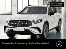 Polarweiß Gebraucht 2024 Mercedes GLC200 AMG SUV | 51.490 € (Guter Preis)