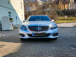 Grau Gebraucht 2015 Mercedes E300 Kombi | 13.000 € (Fairer Preis)