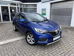 Blaumetallic Gebraucht 2019 Renault Kadjar LIMITED Deluxe SUV | 14.990 € (Superpreis)