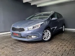 Blau Gebraucht 2014 Kia Ceed Sportswagon Spirit Kombi | 9.490 € (Fairer Preis)