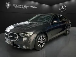 Grau Gebraucht 2024 Mercedes E200 Avantgarde Limousine | 45.390 € (Fairer Preis)