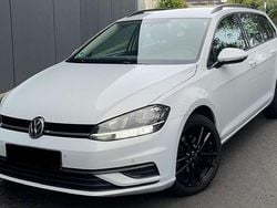 Weiß Gebraucht 2018 VW Golf VII Join Kombi | 8.990 € (Superpreis)