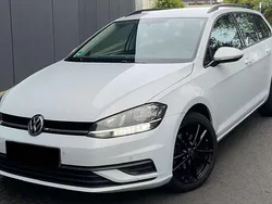 Weiß Gebraucht 2018 VW Golf VII Join Kombi | 10.290 € (Guter Preis)