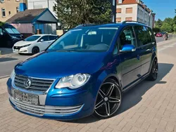 Blau Gebraucht 2009 VW Touran Van / Kleinbus | 3.890 € (Guter Preis)
