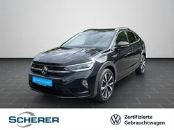 Deep black perleffekt (metallic) Gebraucht 2022 VW Taigo R-line SUV | 22.290 € (Fairer Preis)