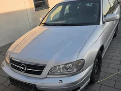 Silber Gebraucht 2001 Opel Omega Kombi | 1.800 € (Fairer Preis)