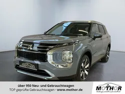 Grau Gebraucht 2025 Mitsubishi Outlander Edition SUV | 50.344 €
