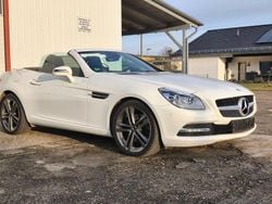 Weiß Gebraucht 2013 Mercedes SLK250 Cabrio | 21.000 € (Fairer Preis)
