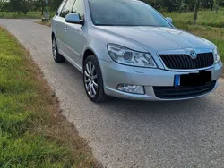 Silber Gebraucht 2010 Skoda Octavia Elegance Kombi | 6.999 € (Fairer Preis)