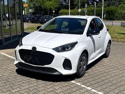 Weiss Neu 2025 Mazda 2 Exclusive-Line Kleinwagen | 22.290 € (Guter Preis)