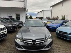 Grau Gebraucht 2015 Mercedes E200 Avantgarde Kombi | 18.800 € (Fairer Preis)