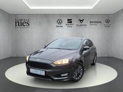 Magneticgrau (metallic) Gebraucht 2018 Ford Focus ST-Line Limousine | 11.490 € (Fairer Preis)