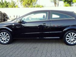 Schwarz Gebraucht 2009 Opel Astra GTC Selection Coupé | 1.900 € (Fairer Preis)