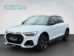 Gletscherweiß metallic Gebraucht 2022 Audi A1 Kleinwagen | 25.440 € (Fairer Preis)