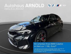 Black sapphire Neu 2025 BMW 320 M Sport Kombi | 52.400 € (Superpreis)