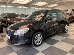 Schwarz Gebraucht 2013 Skoda Fabia Ambition Limousine | 6.450 € (Etwas zu teuer)