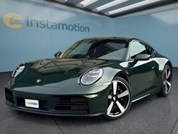 Grün Neu 2025 Porsche 911 Carrera 4S Coupé | 203.699 € (Teuer)