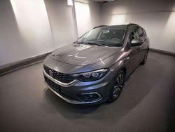 Grau Gebraucht 2016 Fiat Tipo Lounge Kombi | 7.990 € (Guter Preis)