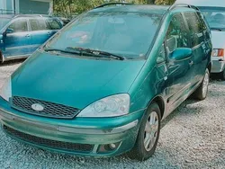Grün Gebraucht 2000 Ford Galaxy Van / Kleinbus | 1.200 € (Guter Preis)