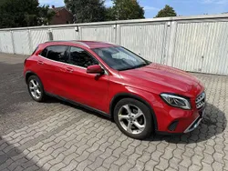 Rot Gebraucht 2017 Mercedes GLA200 SUV | 15.300 € (Guter Preis)