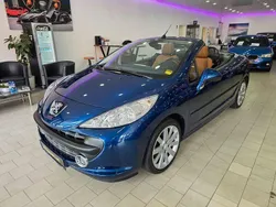 Blau Gebraucht 2007 Peugeot 207 CC Sport Cabrio | 3.900 € (Etwas zu teuer)