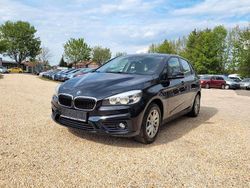 Black sapphire metallic Gebraucht 2016 BMW 218 Kombi | 7.980 € (Fairer Preis)