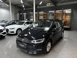 Schwarz metallic Gebraucht 2024 VW Touran Comfortline Van / Kleinbus | 30.940 € (Guter Preis)