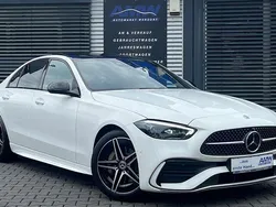 Weiß Gebraucht 2021 Mercedes C300 AMG line Limousine | 39.700 €