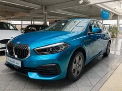 Blau Gebraucht 2023 BMW 118 Advantage Kleinwagen | 22.460 € (Guter Preis)
