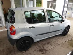 Silber Gebraucht 2005 Renault Modus Van / Kleinbus | 2.390 € (Teuer)