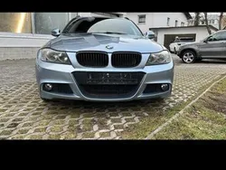 Blau Gebraucht 2011 BMW 320 M Sport Kombi | 8.800 €