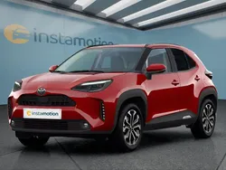 Rot Neu 2025 Toyota Yaris Cross SUV | 26.749 € (Fairer Preis)