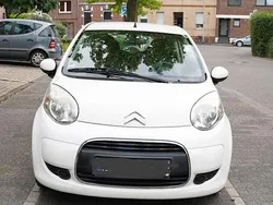 Weiß Gebraucht 2009 Citroën C1 Style Kleinwagen | 2.250 € (Fairer Preis)