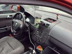 Rot Gebraucht 2006 VW Golf V Kleinwagen | 3.500 € (Fairer Preis)