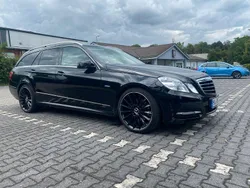 Schwarz Gebraucht 2011 Mercedes E350 Avantgarde Kombi | 9.800 € (Fairer Preis)