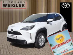 Schneeweiss Neu 2025 Toyota Yaris Cross Comfort SUV | 26.680 € (Guter Preis)