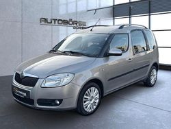 Grau Gebraucht 2009 Skoda Roomster Van / Kleinbus | 6.999 € (Teuer)