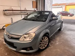 Blau Gebraucht 2005 Opel Tigra Sport Cabrio | 2.500 € (Fairer Preis)