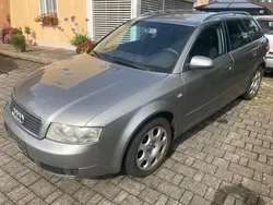 Silber Gebraucht 2004 Audi A4 Kombi | 2.000 € (Guter Preis)