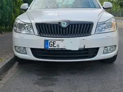 Weiß Gebraucht 2010 Skoda Octavia Elegance Kombi | 5.650 € (Fairer Preis)